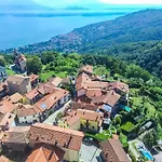 Il Folletto Del Alojamento de Acomodação e Pequeno-almoço Stresa